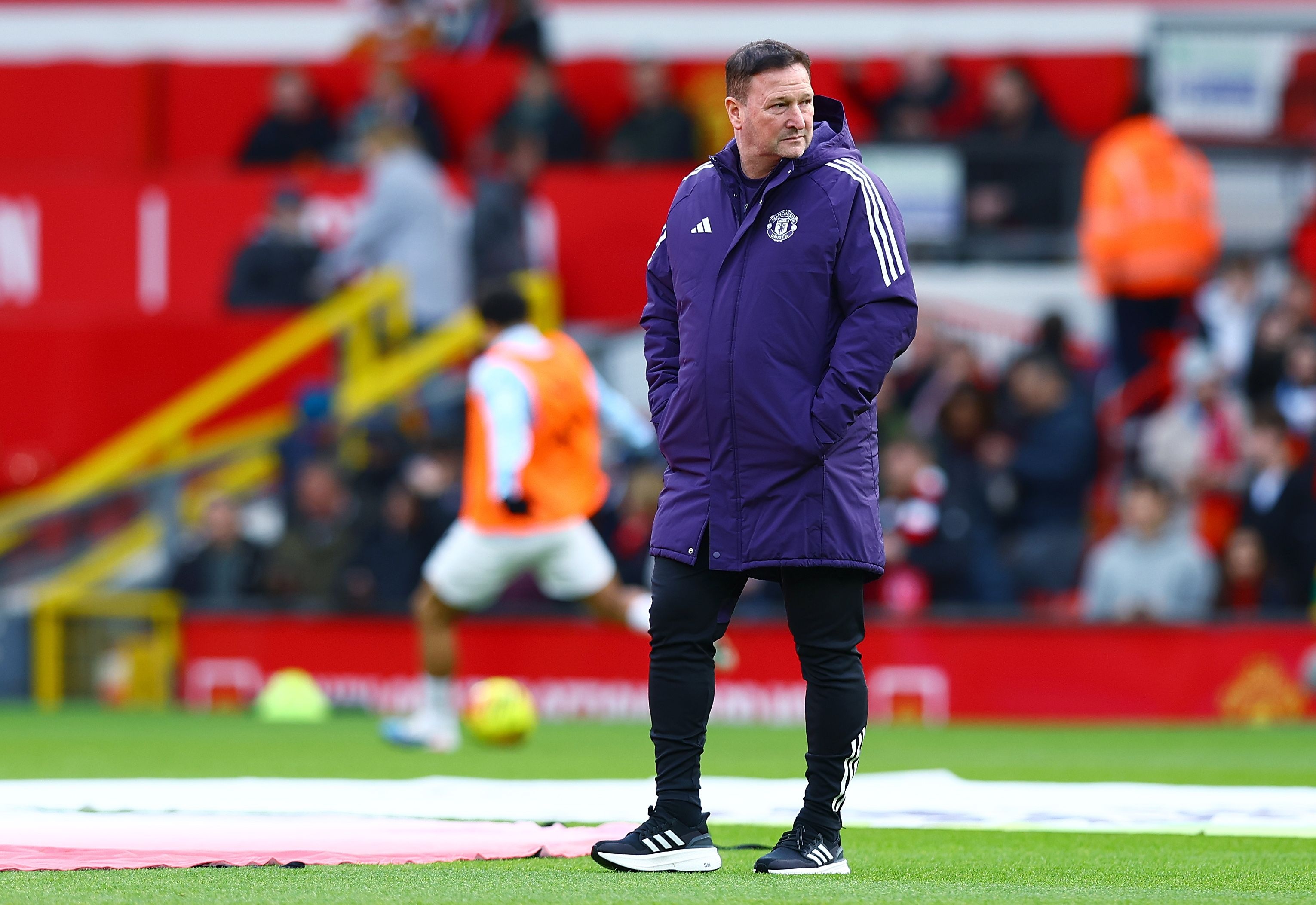 曼联助教：两场比赛间隔时间太长，我们认为有必要进行集训